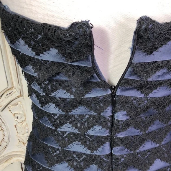 Carmen Marc Valvo Strapless Navy and Black Bandage Special Occassion Dress S/8 - Picture 8 of 16